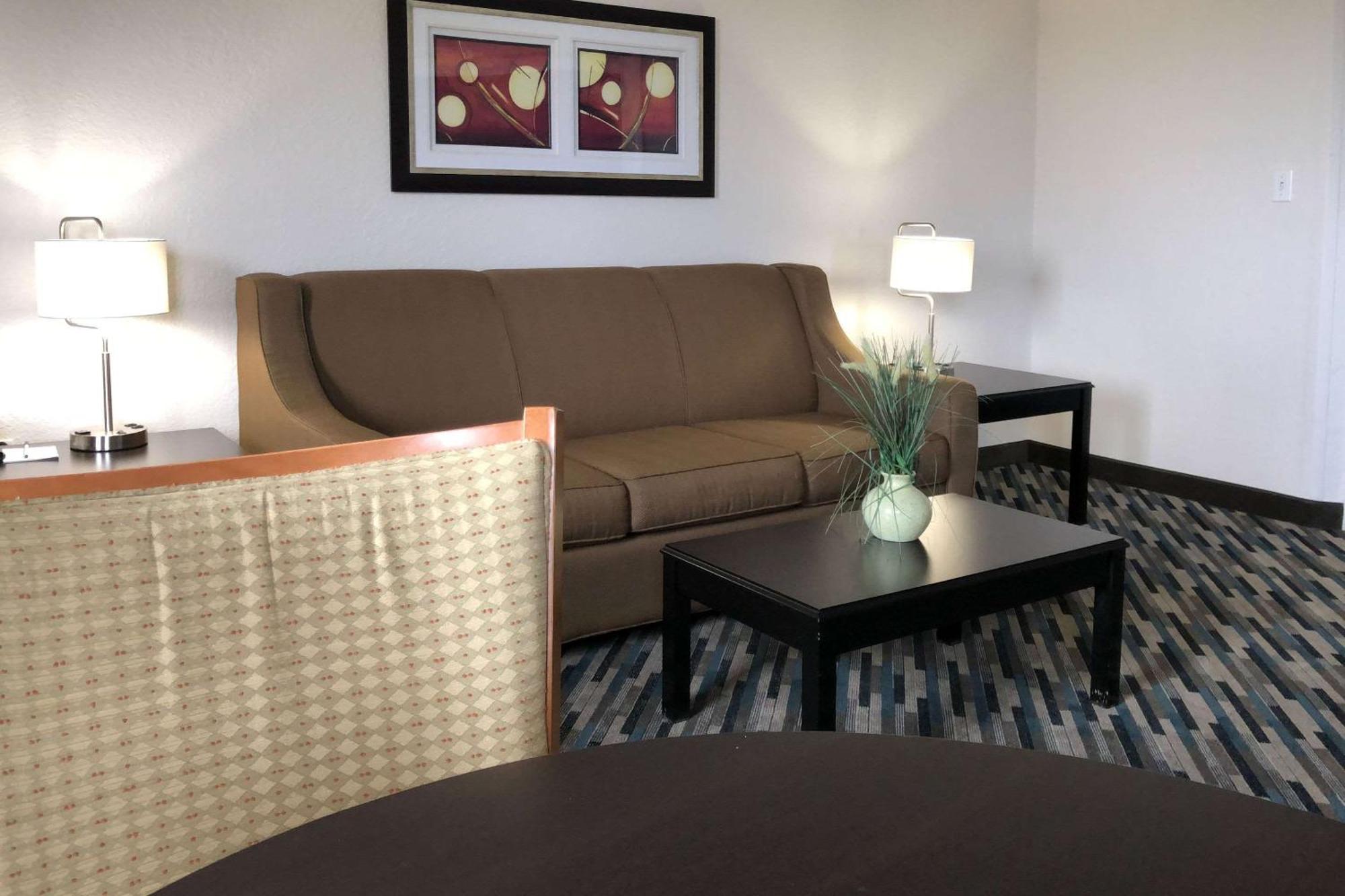 Quality Inn & Suites Denver International Airport Exterior foto