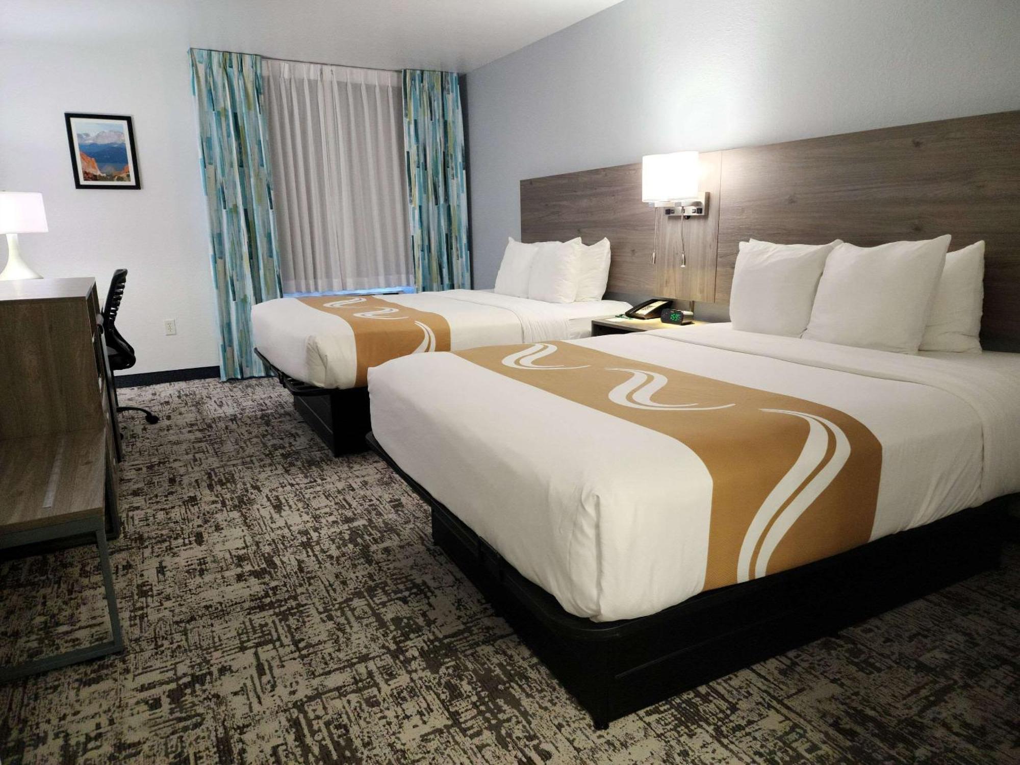 Quality Inn & Suites Denver International Airport Exterior foto