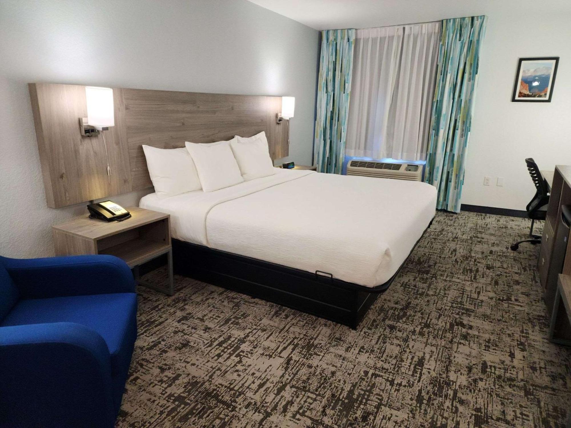 Quality Inn & Suites Denver International Airport Exterior foto