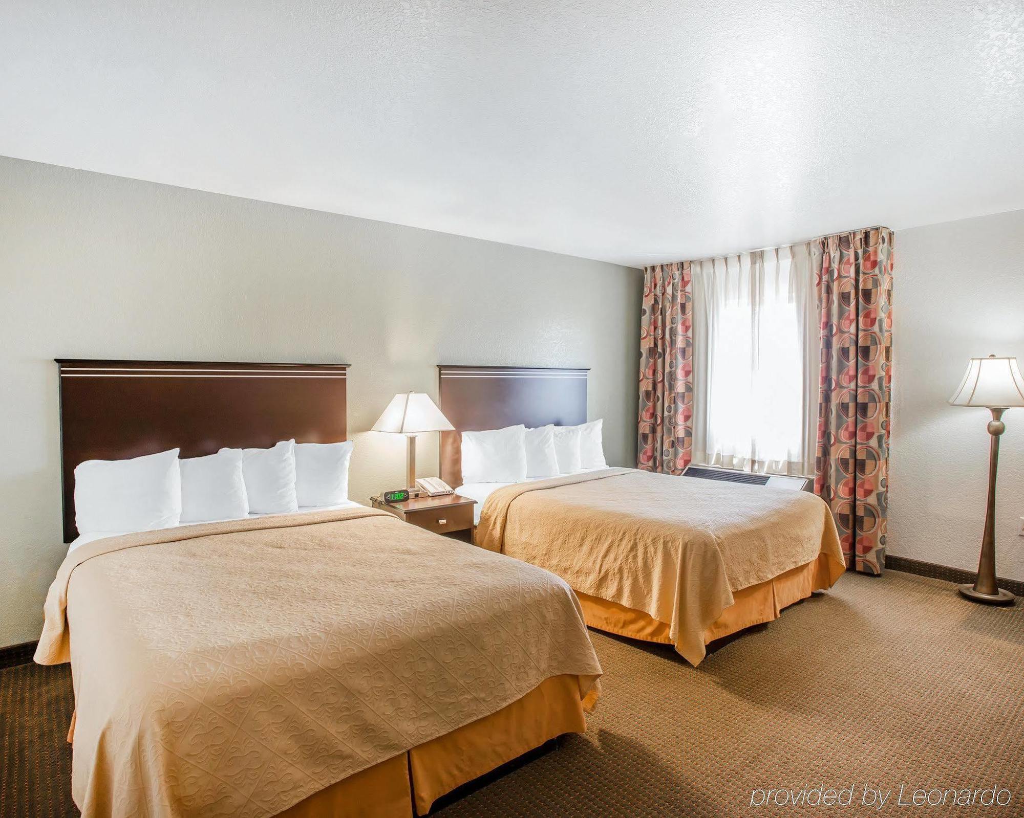 Quality Inn & Suites Denver International Airport Exterior foto